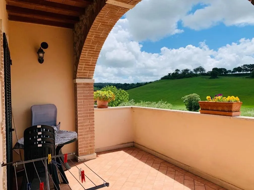 مزرعة للإقامة 8380 Agriturismo L'Oleandro مونتيميرانو إيطاليا